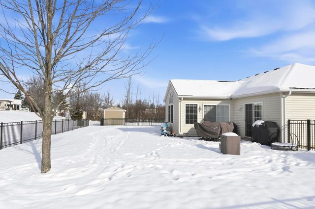 237 Broadmore Circle, Angola, IN 46703