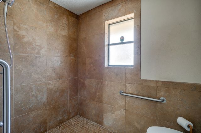 2712 Butler Drive, Arlington, TX 76012