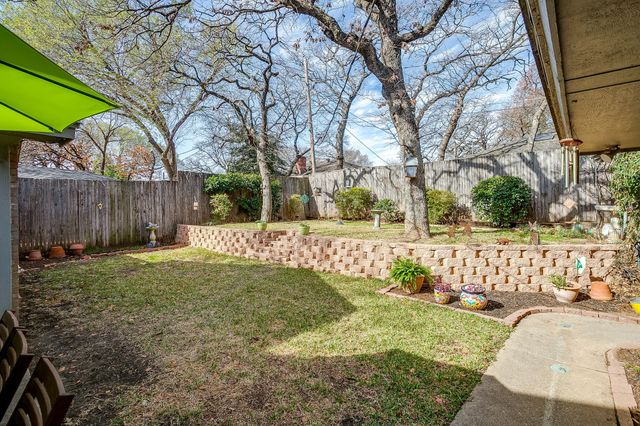 2712 Butler Drive, Arlington, TX 76012