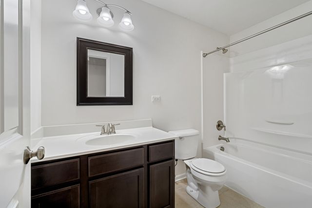 70 Marcel Lane, Schaumburg, IL 60194