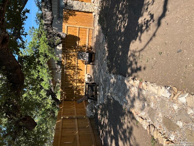 2605 OLD MOSS RD, San Antonio, TX 78217