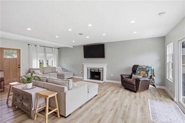 3108 Ladoga, Long Beach, CA 90808