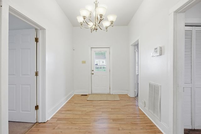102 South Locust Street, Mount Pleasant, TN 38474