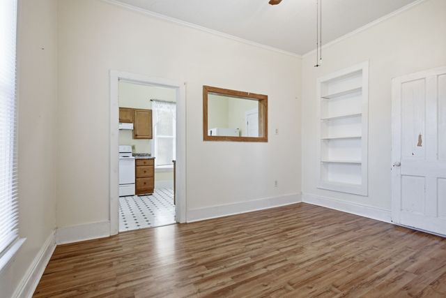 102 South Locust Street, Mount Pleasant, TN 38474