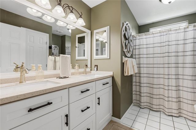 10660 Willow Brook Road, Washington Twp, OH 45458
