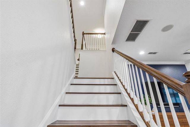 1657 FEATHER GRASS LOOP, Lutz, FL 33558