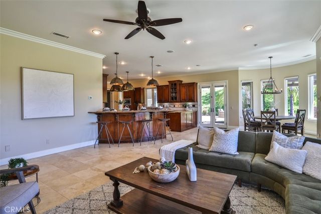 39520 Colleen Way, Temecula, CA 92592