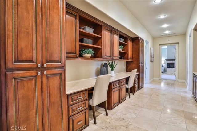 39520 Colleen Way, Temecula, CA 92592