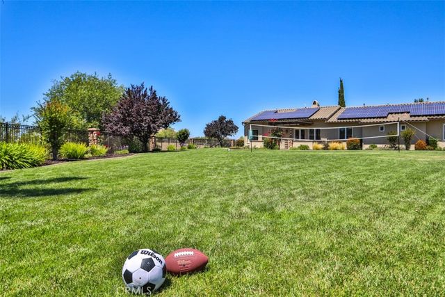 39520 Colleen Way, Temecula, CA 92592