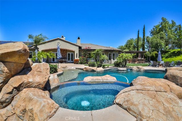 39520 Colleen Way, Temecula, CA 92592