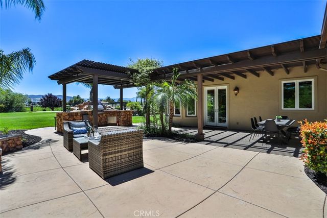 39520 Colleen Way, Temecula, CA 92592