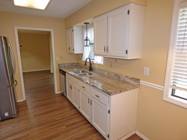 1 Minentonka Drive, Cherokee Village, AR 72529