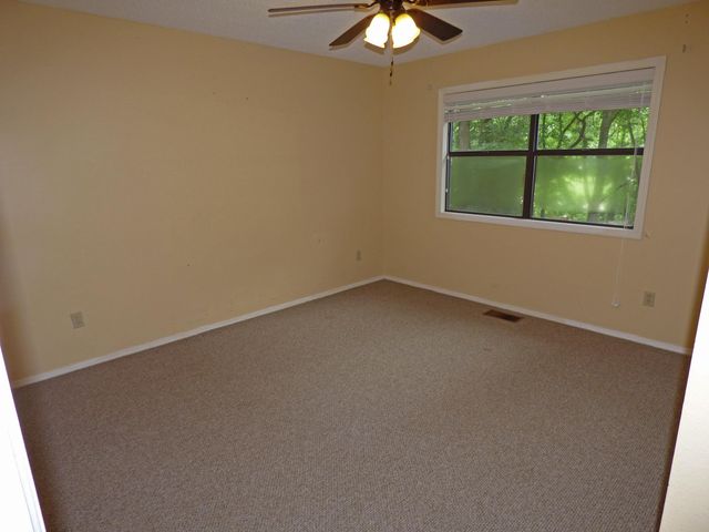 1 Minentonka Drive, Cherokee Village, AR 72529