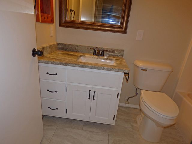 1 Minentonka Drive, Cherokee Village, AR 72529