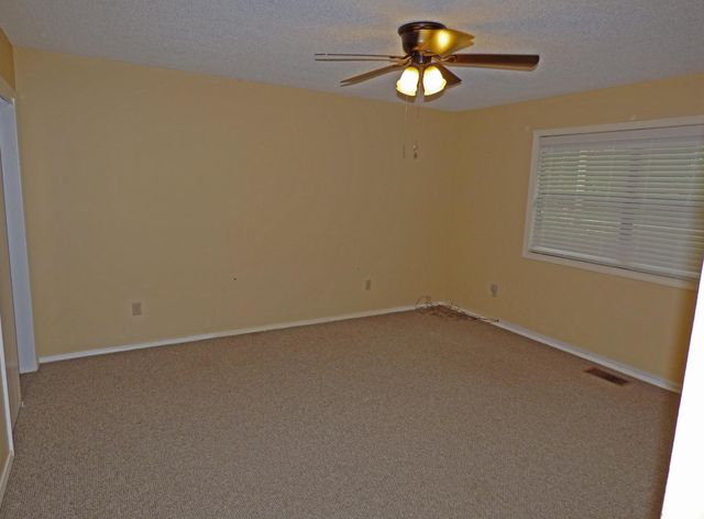 1 Minentonka Drive, Cherokee Village, AR 72529