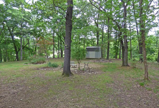 1 Minentonka Drive, Cherokee Village, AR 72529