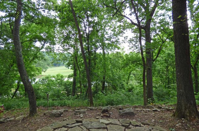 1 Minentonka Drive, Cherokee Village, AR 72529