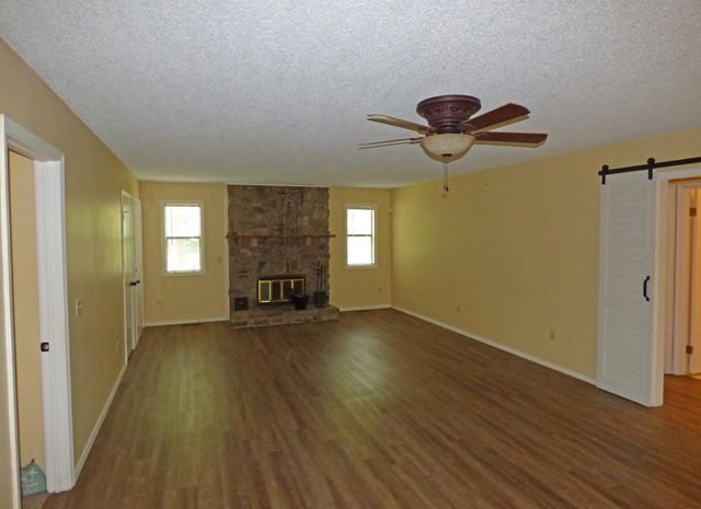 1 Minentonka Drive, Cherokee Village, AR 72529