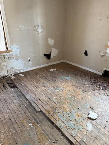 19416 Lamont Street, Detroit, MI 48234