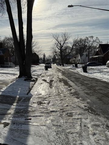 19416 Lamont Street, Detroit, MI 48234