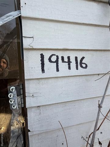 19416 Lamont Street, Detroit, MI 48234