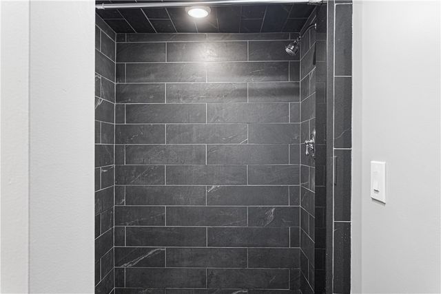 84 Linda Drive, Coventry, RI 02816