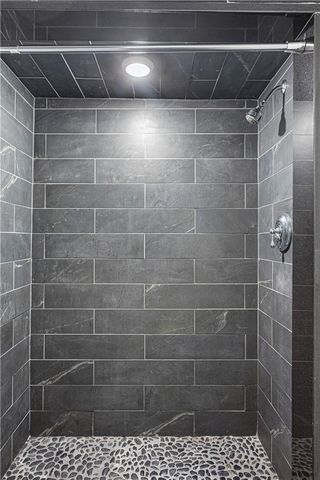 84 Linda Drive, Coventry, RI 02816