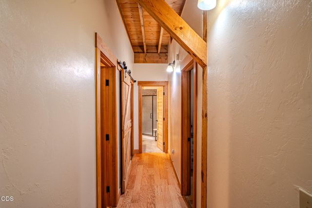 688 Worthington Road, Eagle Point, OR 97524