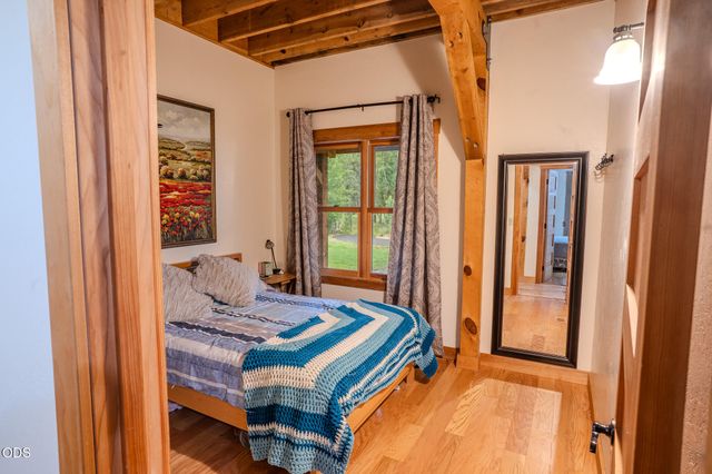 688 Worthington Road, Eagle Point, OR 97524
