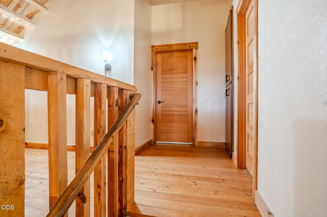 688 Worthington Road, Eagle Point, OR 97524