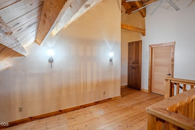 688 Worthington Road, Eagle Point, OR 97524