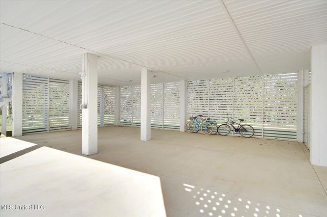 217 Demetz Avenue, Pass Christian, MS 39571