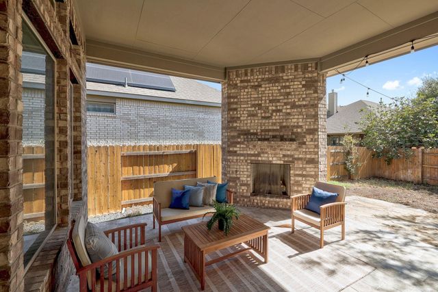 3817 Lombard ST, Round Rock, TX 78681