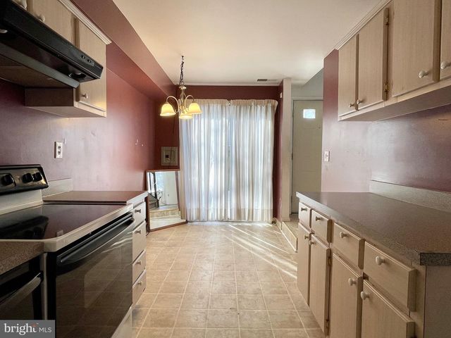 2208 MULBERRY CT, Lansdale, PA 19446