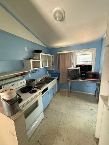 1812 E OKALOOSA AVENUE, Tampa, FL 33604