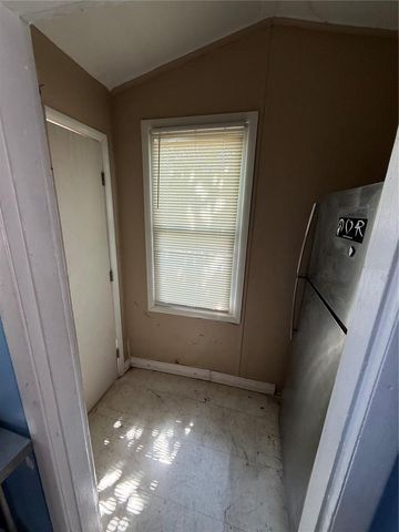 1812 E OKALOOSA AVENUE, Tampa, FL 33604