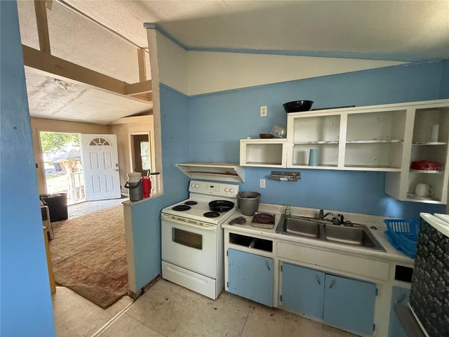 1812 E OKALOOSA AVENUE, Tampa, FL 33604