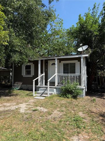 1812 E OKALOOSA AVENUE, Tampa, FL 33604