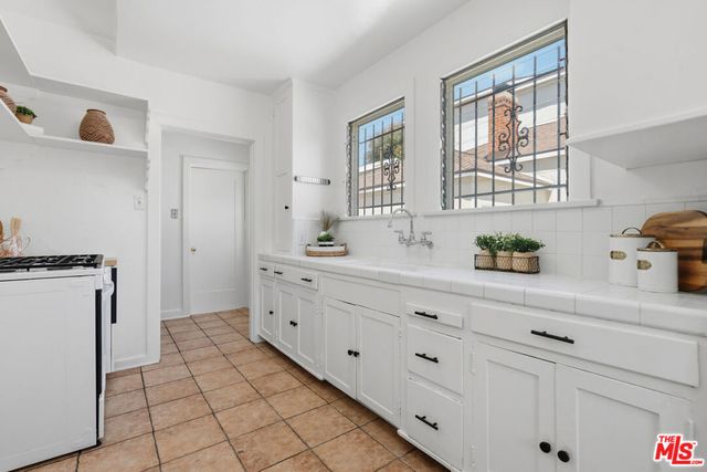 10337 Keswick Avenue, Los Angeles, CA 90064