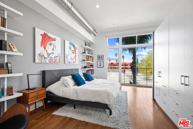 13320 Beach Avenue 304, Marina Del Rey, CA 90292