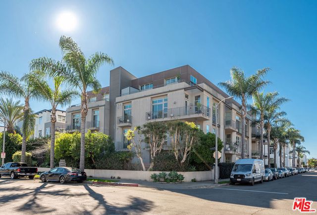 13320 Beach Avenue 304, Marina Del Rey, CA 90292