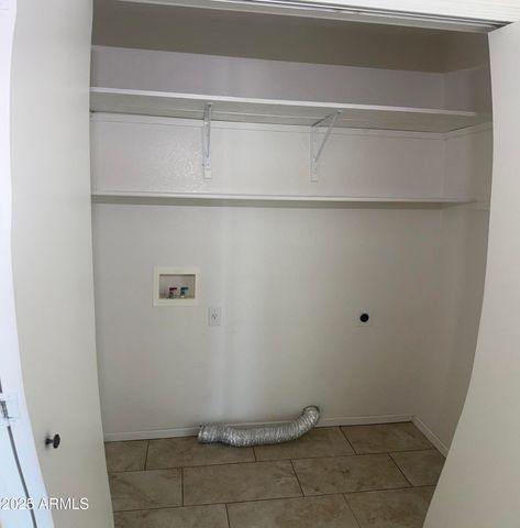 9318 E EL PASO Street, Mesa, AZ 85207