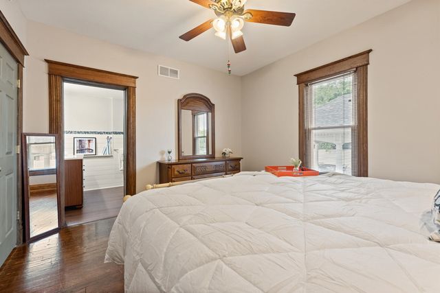 424 Huron Street, South Haven, MI 49090