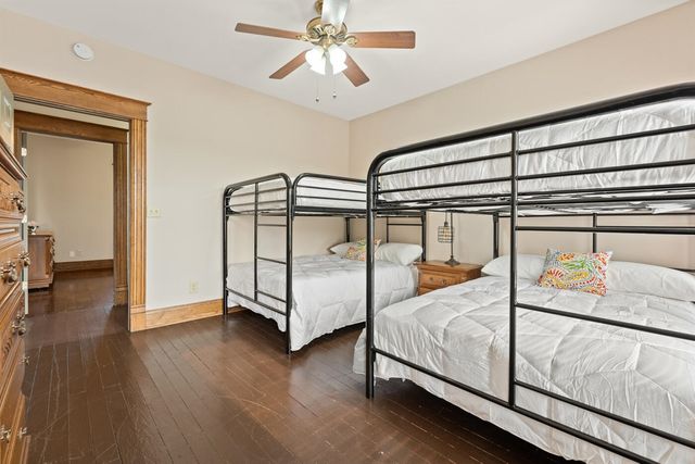 424 Huron Street, South Haven, MI 49090