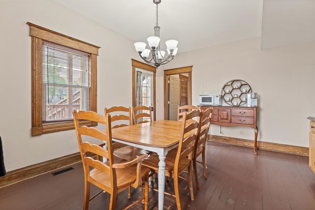424 Huron Street, South Haven, MI 49090