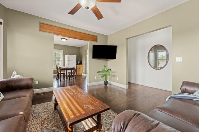 424 Huron Street, South Haven, MI 49090