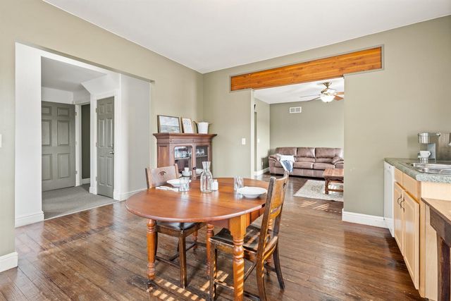 424 Huron Street, South Haven, MI 49090