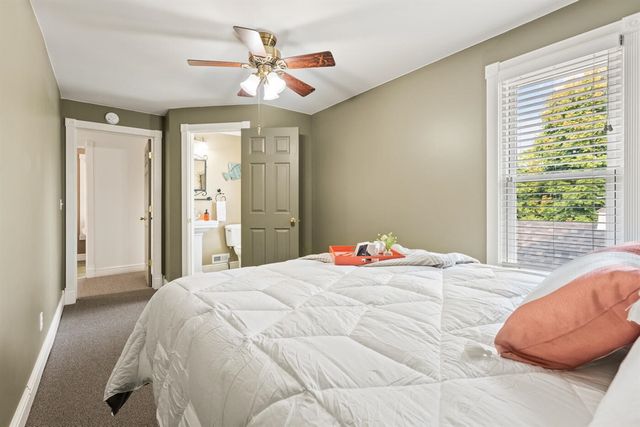 424 Huron Street, South Haven, MI 49090