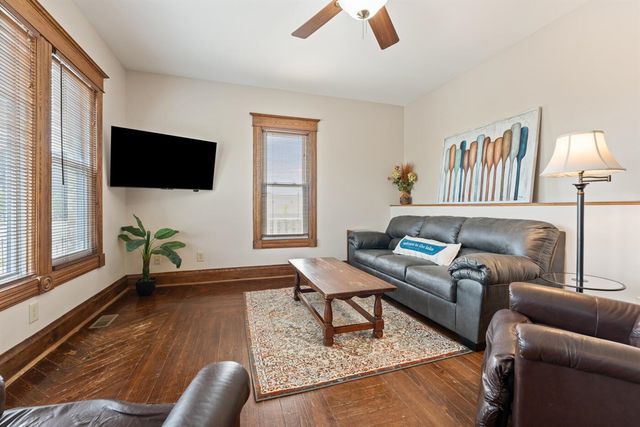 424 Huron Street, South Haven, MI 49090