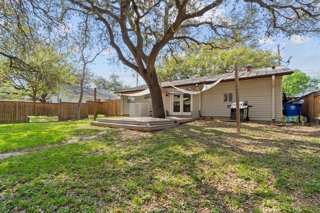 2407 Southland DR, Austin, TX 78704